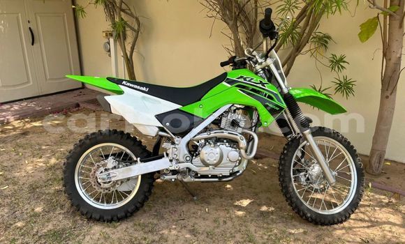 Acheter Occasion Moto Kawasaki KLX Vert à Kigali, Rwanda Acheter Occasion Moto Kawasaki KLX Vert à Kigali, Rwanda