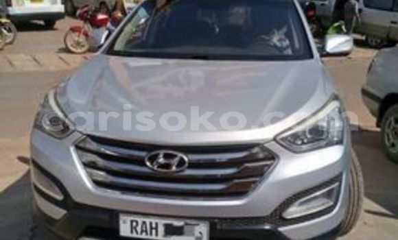 Buy Used Hyundai Santa Fe Other Car in Kigali in Rwanda Buy Used Hyundai Santa Fe Other Car in Kigali in Rwanda