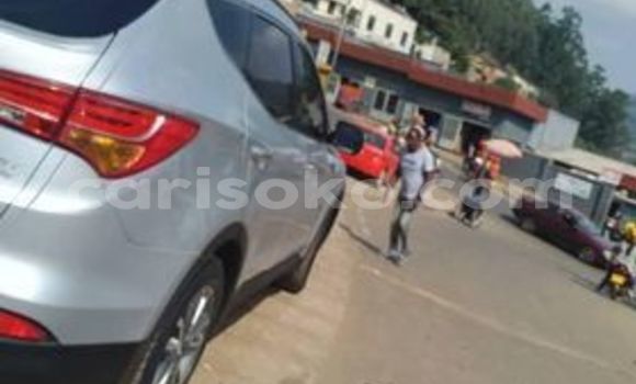 Buy Used Hyundai Santa Fe Other Car in Kigali in Rwanda Buy Used Hyundai Santa Fe Other Car in Kigali in Rwanda