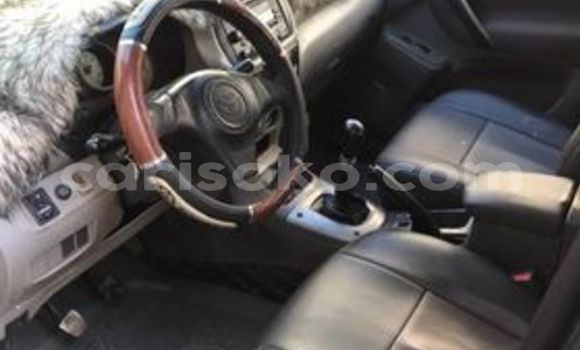 Buy Used Toyota RAV4 Green Car in Kigali in Rwanda Buy Used Toyota RAV4 Green Car in Kigali in Rwanda