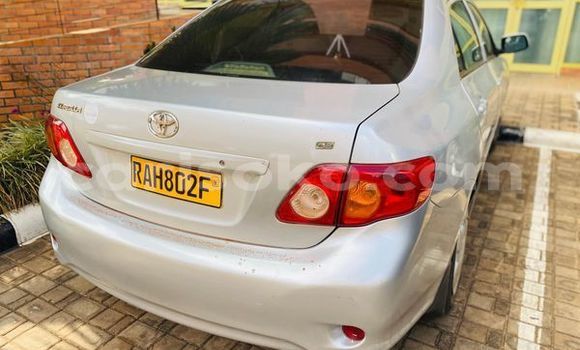 اشتري مستعمل Toyota Corolla Blanc سيارة في Kigali في Rwanda اشتري مستعمل Toyota Corolla Blanc سيارة في Kigali في Rwanda