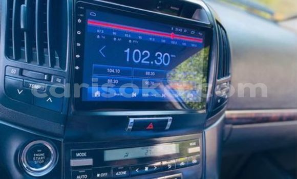 اشتري مستعمل Toyota Land Cruiser Noir سيارة في Kigali في Rwanda اشتري مستعمل Toyota Land Cruiser Noir سيارة في Kigali في Rwanda