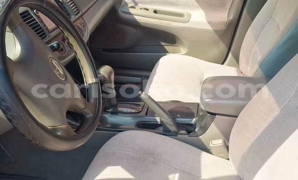 Acheter Occasion Voiture Toyota Camry Noir à Kigali, Rwanda Acheter Occasion Voiture Toyota Camry Noir à Kigali, Rwanda