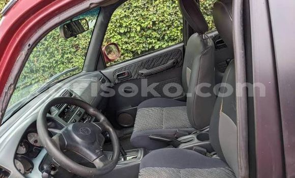 اشتري مستعمل Toyota RAV4 Rouge سيارة في Kigali في Rwanda اشتري مستعمل Toyota RAV4 Rouge سيارة في Kigali في Rwanda