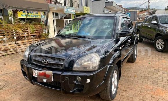 Acheter Occasion Voiture Hyundai Tucson Noir à Kigali, Rwanda Acheter Occasion Voiture Hyundai Tucson Noir à Kigali, Rwanda