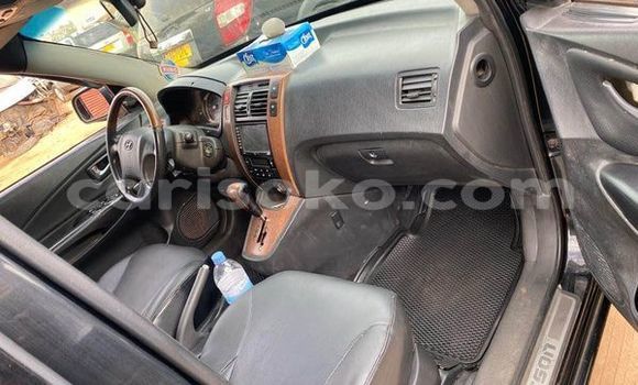 Acheter Occasion Voiture Hyundai Tucson Noir à Kigali, Rwanda Acheter Occasion Voiture Hyundai Tucson Noir à Kigali, Rwanda