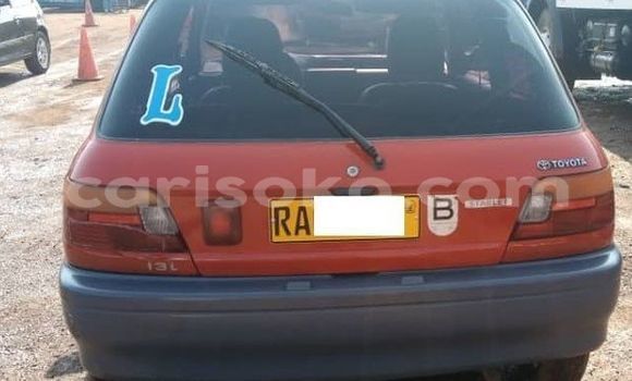 Sayi Na hannu Toyota Starlet Marron Mota in Kigali a Rwanda Sayi Na hannu Toyota Starlet Marron Mota in Kigali a Rwanda