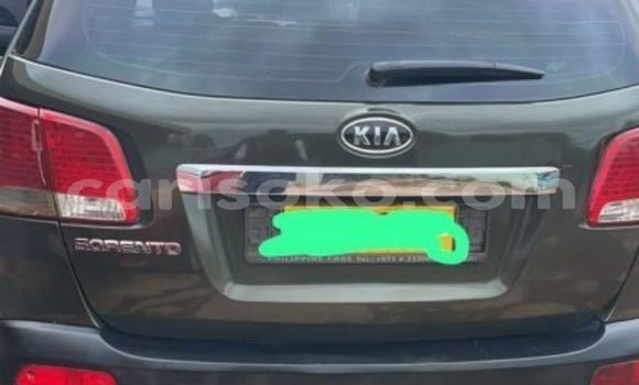 Buy Used Kia Sorento Silver Car in Kigali in Rwanda Buy Used Kia Sorento Silver Car in Kigali in Rwanda