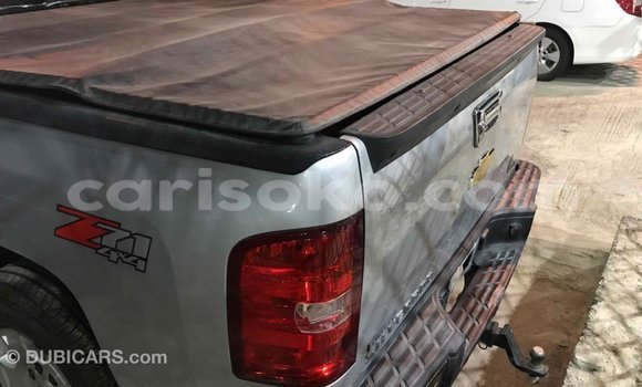 Sayi Imported Chevrolet Silverado Autre Mota in Import - Dubai a Rwanda Sayi Imported Chevrolet Silverado Autre Mota in Import - Dubai a Rwanda