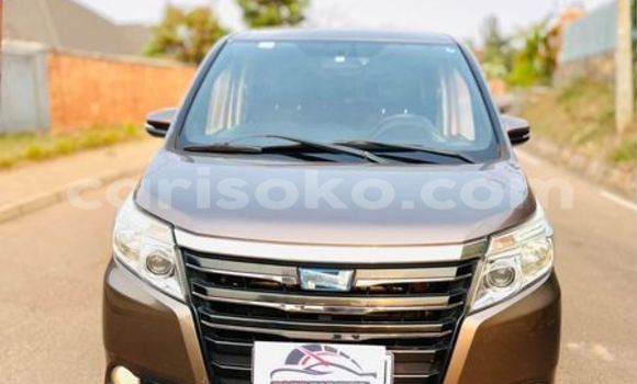 Buy Used Toyota Noah Brown Car in Kigali in Rwanda
