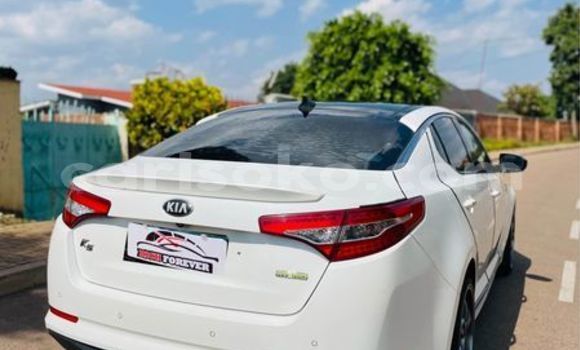Buy Used Kia K5 White Car in Kigali in Rwanda Buy Used Kia K5 White Car in Kigali in Rwanda