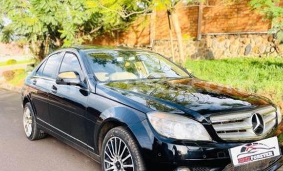 Buy Used Mercedes-Benz KOMPRESSOR Black Car in Kigali in Rwanda Buy Used Mercedes-Benz KOMPRESSOR Black Car in Kigali in Rwanda