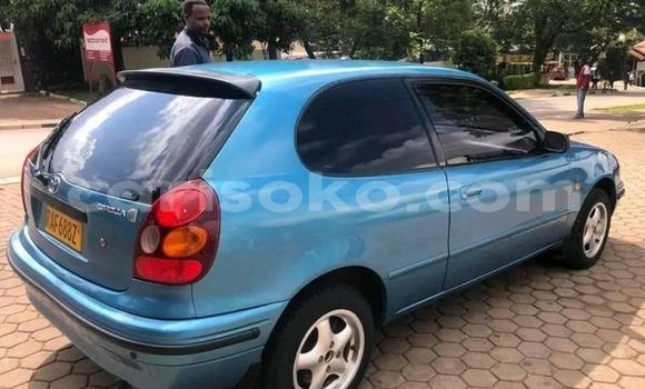 Acheter Occasion Voiture Toyota Corolla Bleu à Kigali, Rwanda Acheter Occasion Voiture Toyota Corolla Bleu à Kigali, Rwanda