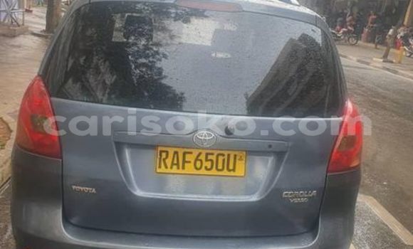 Acheter Occasion Voiture Toyota Corolla Verso Gris à Kigali, Rwanda Acheter Occasion Voiture Toyota Corolla Verso Gris à Kigali, Rwanda