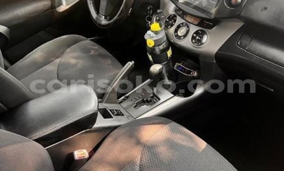 Sayi Na hannu Toyota RAV4 Noir Mota in Kigali a Rwanda Sayi Na hannu Toyota RAV4 Noir Mota in Kigali a Rwanda