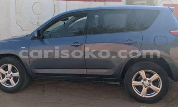 Sayi Na hannu Toyota RAV4 Bleu Mota in Kigali a Rwanda Sayi Na hannu Toyota RAV4 Bleu Mota in Kigali a Rwanda