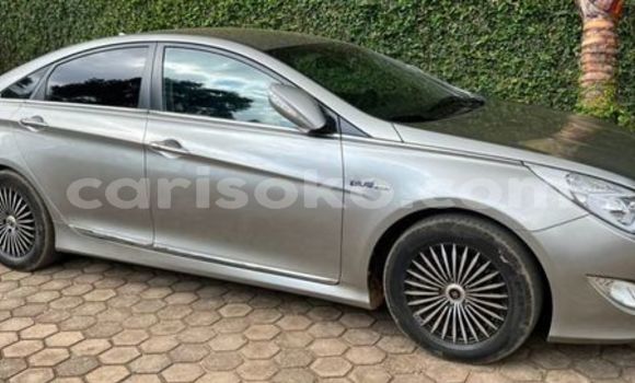 Sayi Na hannu Hyundai Sonata Gris Mota in Kigali a Rwanda Sayi Na hannu Hyundai Sonata Gris Mota in Kigali a Rwanda