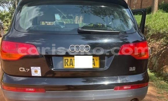 Sayi Na hannu Audi Q7 Noir Mota in Kigali a Rwanda Sayi Na hannu Audi Q7 Noir Mota in Kigali a Rwanda
