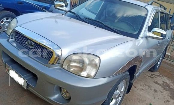 Sayi Na hannu Hyundai Santa Fe Autre Mota in Kigali a Rwanda Sayi Na hannu Hyundai Santa Fe Autre Mota in Kigali a Rwanda