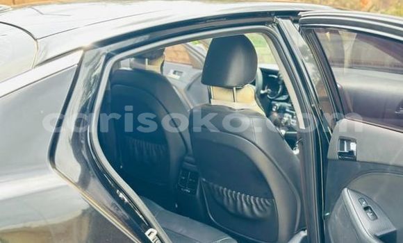 Sayi Na hannu Kia K5 Noir Mota in Kigali a Rwanda Sayi Na hannu Kia K5 Noir Mota in Kigali a Rwanda