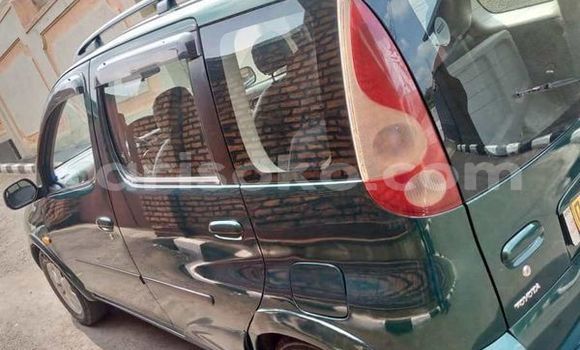 Sayi Na hannu Toyota Yaris Verso Vert Mota in Kigali a Rwanda Sayi Na hannu Toyota Yaris Verso Vert Mota in Kigali a Rwanda