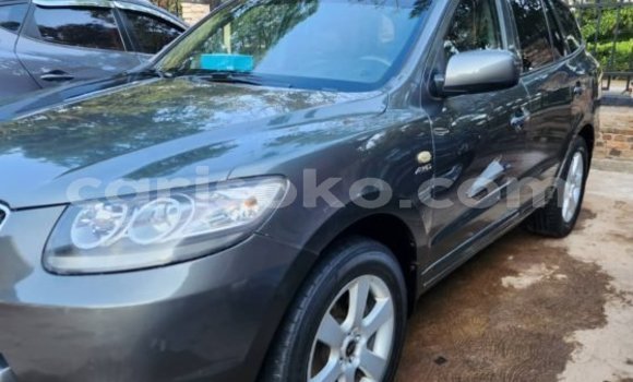 Sayi Na hannu Hyundai Santa Fe Gris Mota in Kigali a Rwanda Sayi Na hannu Hyundai Santa Fe Gris Mota in Kigali a Rwanda