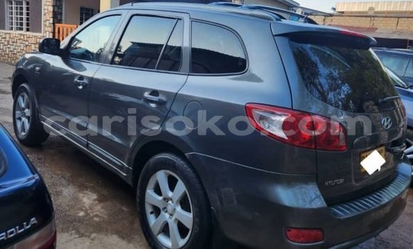Sayi Na hannu Hyundai Santa Fe Gris Mota in Kigali a Rwanda Sayi Na hannu Hyundai Santa Fe Gris Mota in Kigali a Rwanda