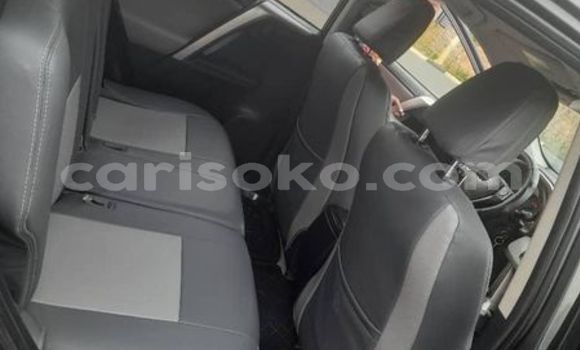 Sayi Na hannu Toyota RAV4 Gris Mota in Kigali a Rwanda Sayi Na hannu Toyota RAV4 Gris Mota in Kigali a Rwanda