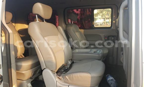 Sayi Na hannu Hyundai Santa Fe Autre Mota in Gikongoro a Gikongoro Sayi Na hannu Hyundai Santa Fe Autre Mota in Gikongoro a Gikongoro