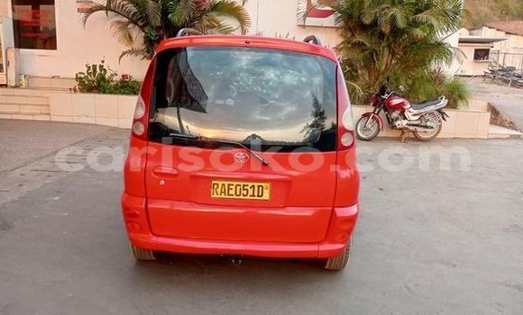 Sayi Na hannu Toyota Yaris Autre Mota in Byumba a Byumba Sayi Na hannu Toyota Yaris Autre Mota in Byumba a Byumba