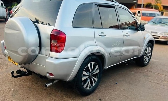 Buy Used Toyota RAV4 Other Car in Butare in Butare Buy Used Toyota RAV4 Other Car in Butare in Butare
