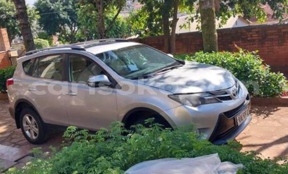 Sayi Na hannu Toyota RAV4 Gris Mota in Kigali a Rwanda Sayi Na hannu Toyota RAV4 Gris Mota in Kigali a Rwanda
