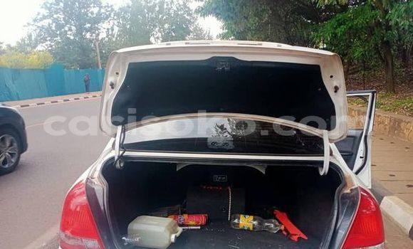 Sayi Na hannu Hyundai Accent Blanc Mota in Kigali a Rwanda Sayi Na hannu Hyundai Accent Blanc Mota in Kigali a Rwanda