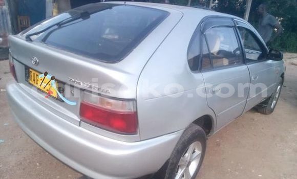 Sayi Na hannu Toyota Corolla Autre Mota in Kigali a Rwanda Sayi Na hannu Toyota Corolla Autre Mota in Kigali a Rwanda