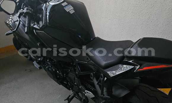 Acheter Occasion Moto Kawasaki Z Noir à Kigali, Rwanda Acheter Occasion Moto Kawasaki Z Noir à Kigali, Rwanda