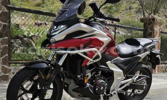 Sayi Na hannu Honda NC Rouge Motsi in Kigali a Rwanda