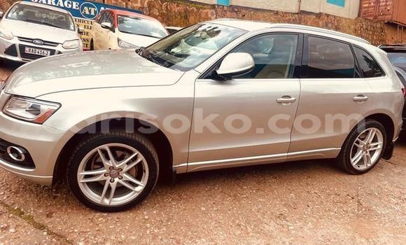 اشتري مستعمل Audi Q5 Beige سيارة في Kigali في Rwanda اشتري مستعمل Audi Q5 Beige سيارة في Kigali في Rwanda
