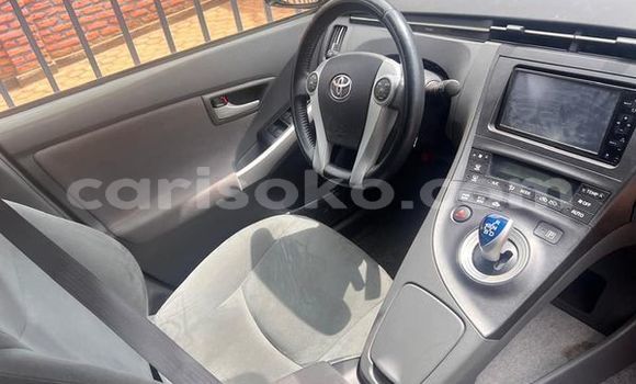 اشتري مستعمل Toyota Prius Autre سيارة في Kigali في Rwanda اشتري مستعمل Toyota Prius Autre سيارة في Kigali في Rwanda