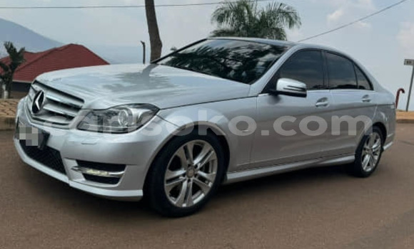 Acheter Occasion Voiture Mercedes-Benz KOMPRESSOR Autre à Kigali, Rwanda Acheter Occasion Voiture Mercedes-Benz KOMPRESSOR Autre à Kigali, Rwanda