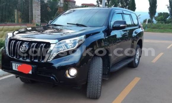 Acheter Occasion Voiture Toyota Land Cruiser Noir à Kigali, Rwanda Acheter Occasion Voiture Toyota Land Cruiser Noir à Kigali, Rwanda