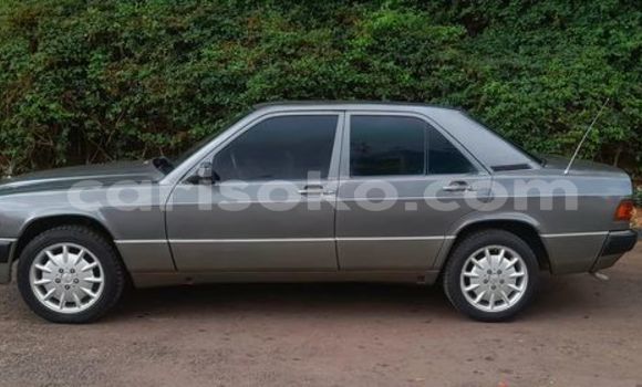Buy Used Mercedes-Benz C–Class Silver Car in Kigali in Rwanda Buy Used Mercedes-Benz C–Class Silver Car in Kigali in Rwanda