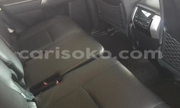 اشتري مستعمل Toyota Land Cruiser Marron سيارة في Kigali في Rwanda اشتري مستعمل Toyota Land Cruiser Marron سيارة في Kigali في Rwanda