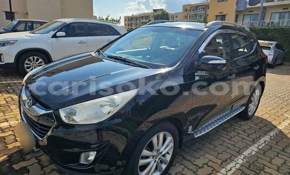 Acheter Occasion Voiture Hyundai Tucson Noir à Kigali, Rwanda Acheter Occasion Voiture Hyundai Tucson Noir à Kigali, Rwanda