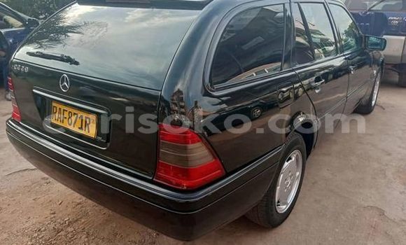 اشتري مستعمل Mercedes-Benz C–Class Noir سيارة في Kigali في Rwanda اشتري مستعمل Mercedes-Benz C–Class Noir سيارة في Kigali في Rwanda