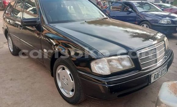 اشتري مستعمل Mercedes-Benz C–Class Noir سيارة في Kigali في Rwanda اشتري مستعمل Mercedes-Benz C–Class Noir سيارة في Kigali في Rwanda