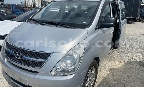 اشتري مستعمل Hyundai Grand Starex Autre سيارة في Kigali في Rwanda اشتري مستعمل Hyundai Grand Starex Autre سيارة في Kigali في Rwanda