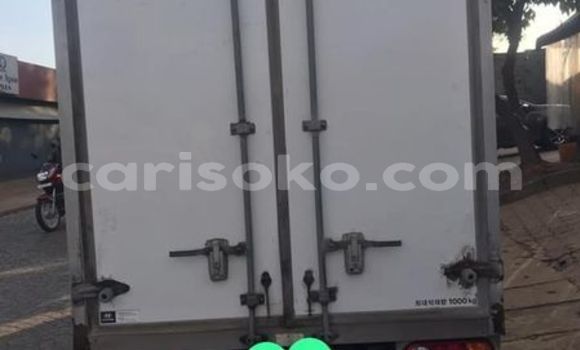 اشتري مستعمل Hyundai Kona Blanc سيارة في Kigali في Rwanda اشتري مستعمل Hyundai Kona Blanc سيارة في Kigali في Rwanda