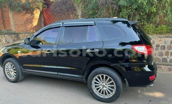 Buy Used Hyundai Santa Fe Black Car in Kigali in Rwanda Buy Used Hyundai Santa Fe Black Car in Kigali in Rwanda