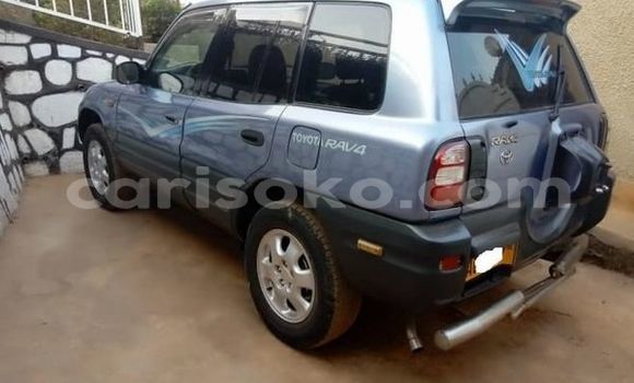 Acheter Occasion Voiture Toyota RAV4 Gris à Kigali, Rwanda Acheter Occasion Voiture Toyota RAV4 Gris à Kigali, Rwanda