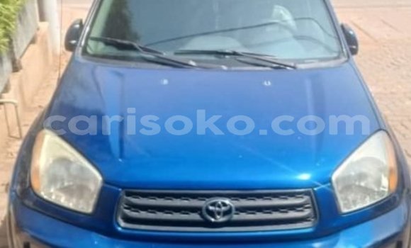 Acheter Occasion Voiture Toyota RAV4 Bleu à Kigali, Rwanda Acheter Occasion Voiture Toyota RAV4 Bleu à Kigali, Rwanda